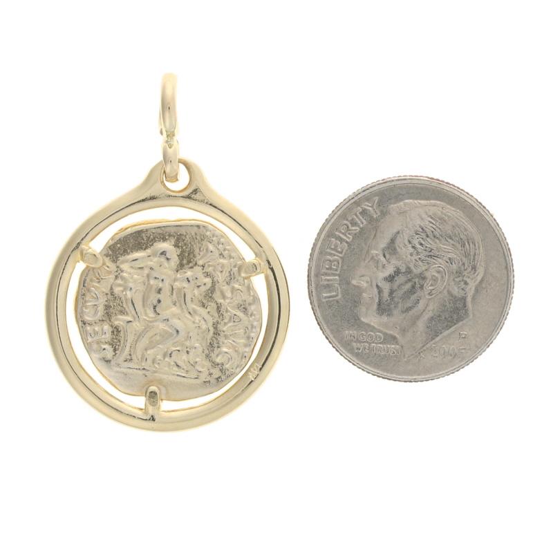 Gelbgold Antike römische Münze Kopie Anhänger, 14k Replica im Zustand „Hervorragend“ in Greensboro, NC