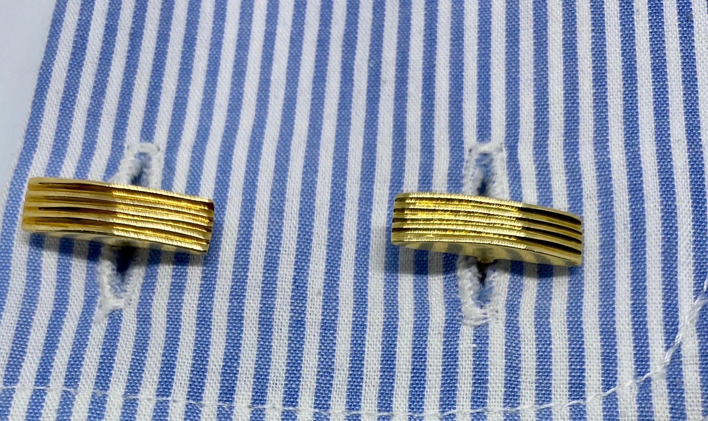 Yellow Gold and Blue Sapphire Cufflinks In Good Condition In San Rafael, CA