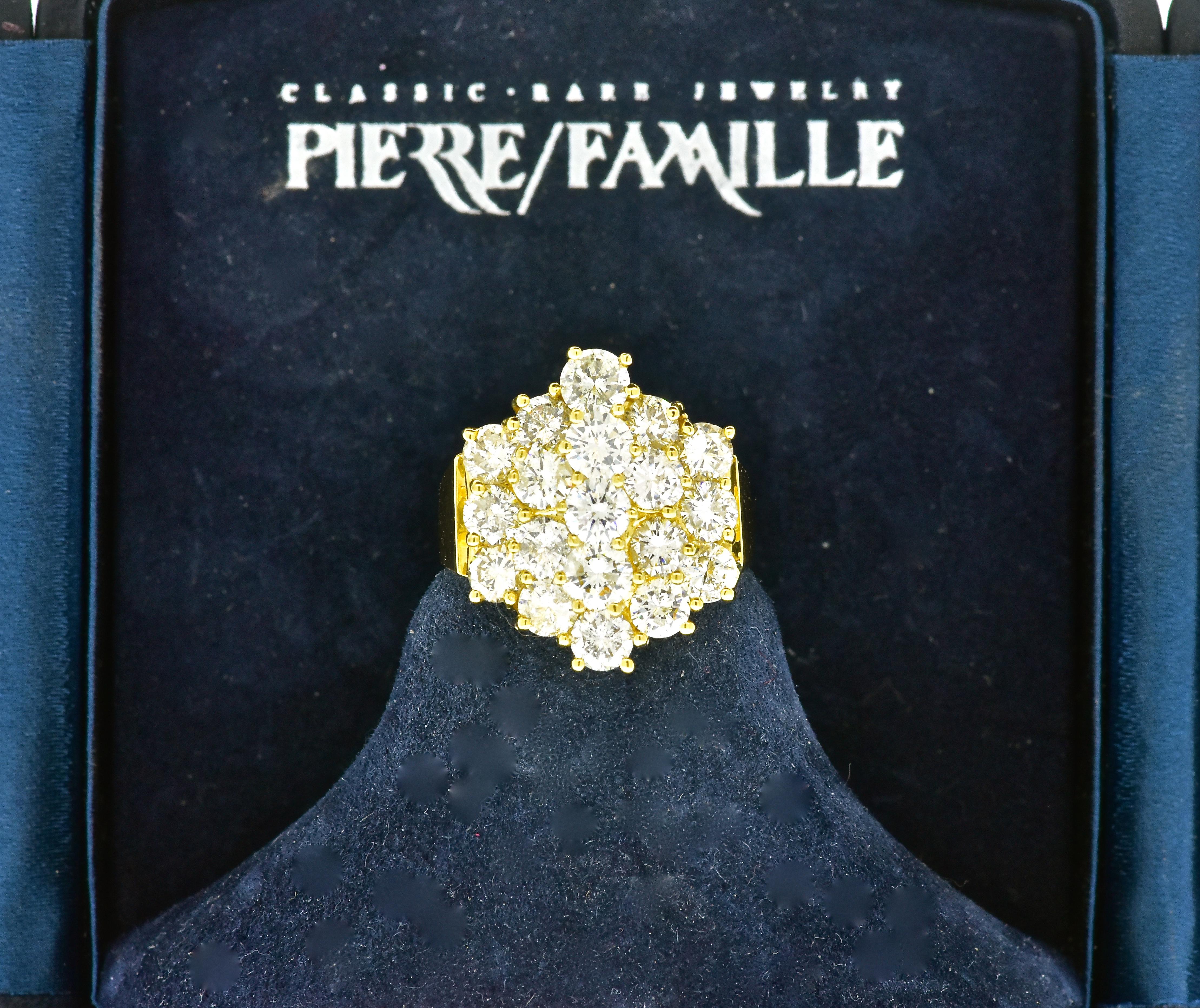 Yellow Gold and Brilliant Cut Diamond Ring 3