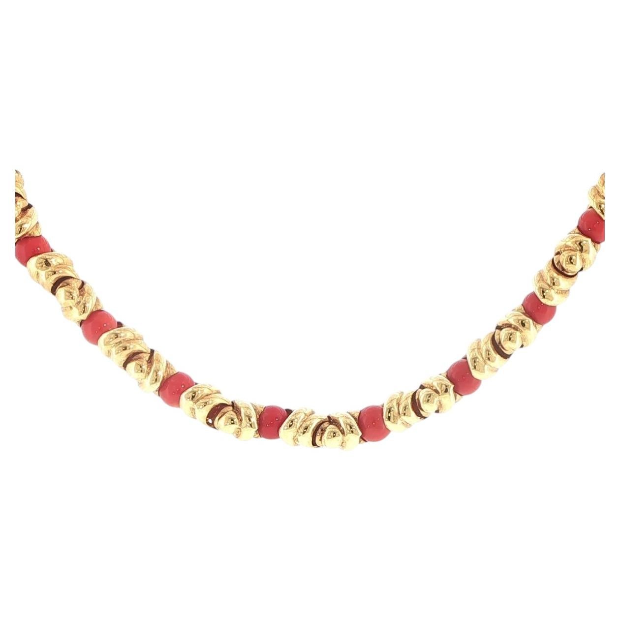 Collar de cuentas de oro amarillo y coral