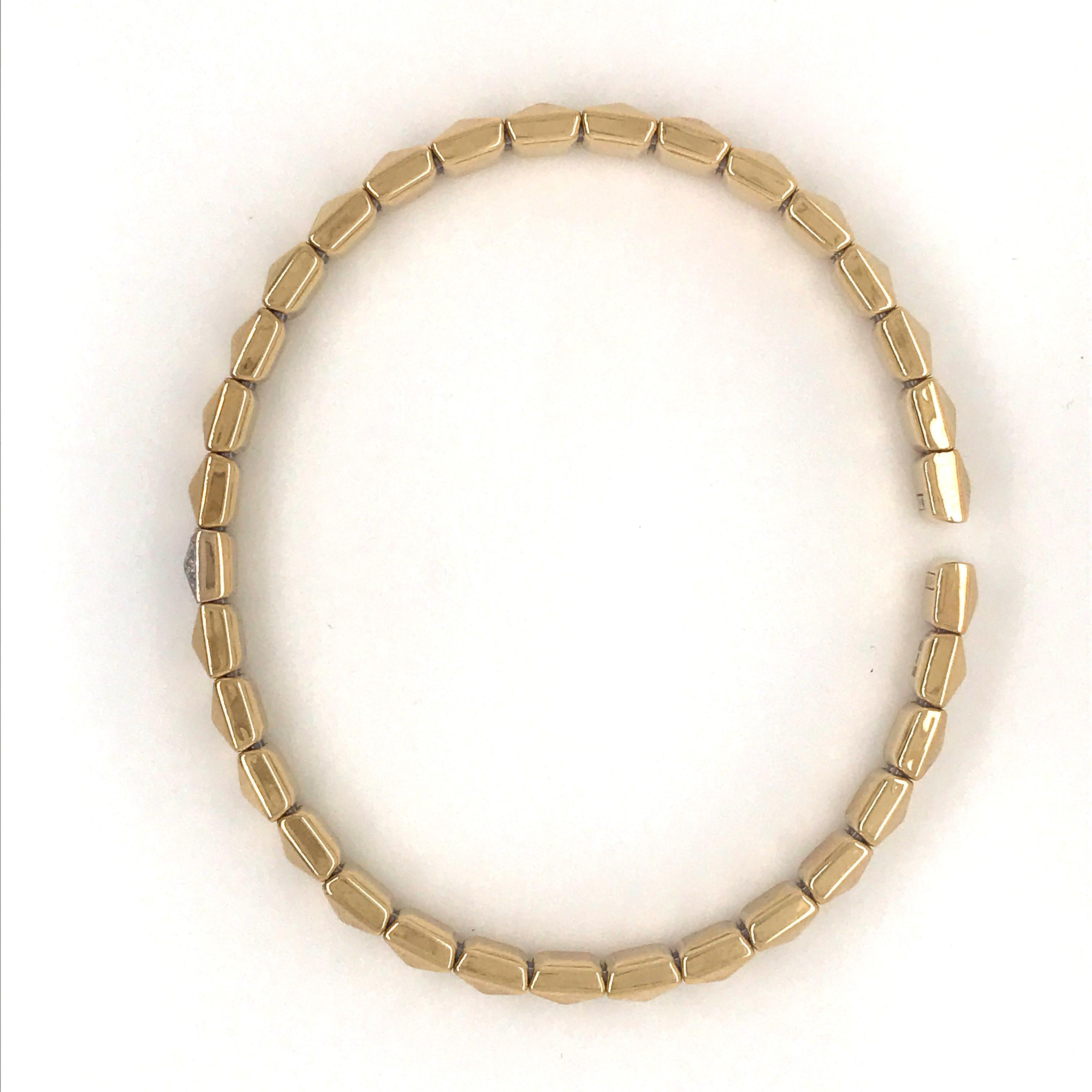 Yellow Gold and Diamond 0.60 Carat Color G Flexible Bracelet 18K Pyramid Shape 1