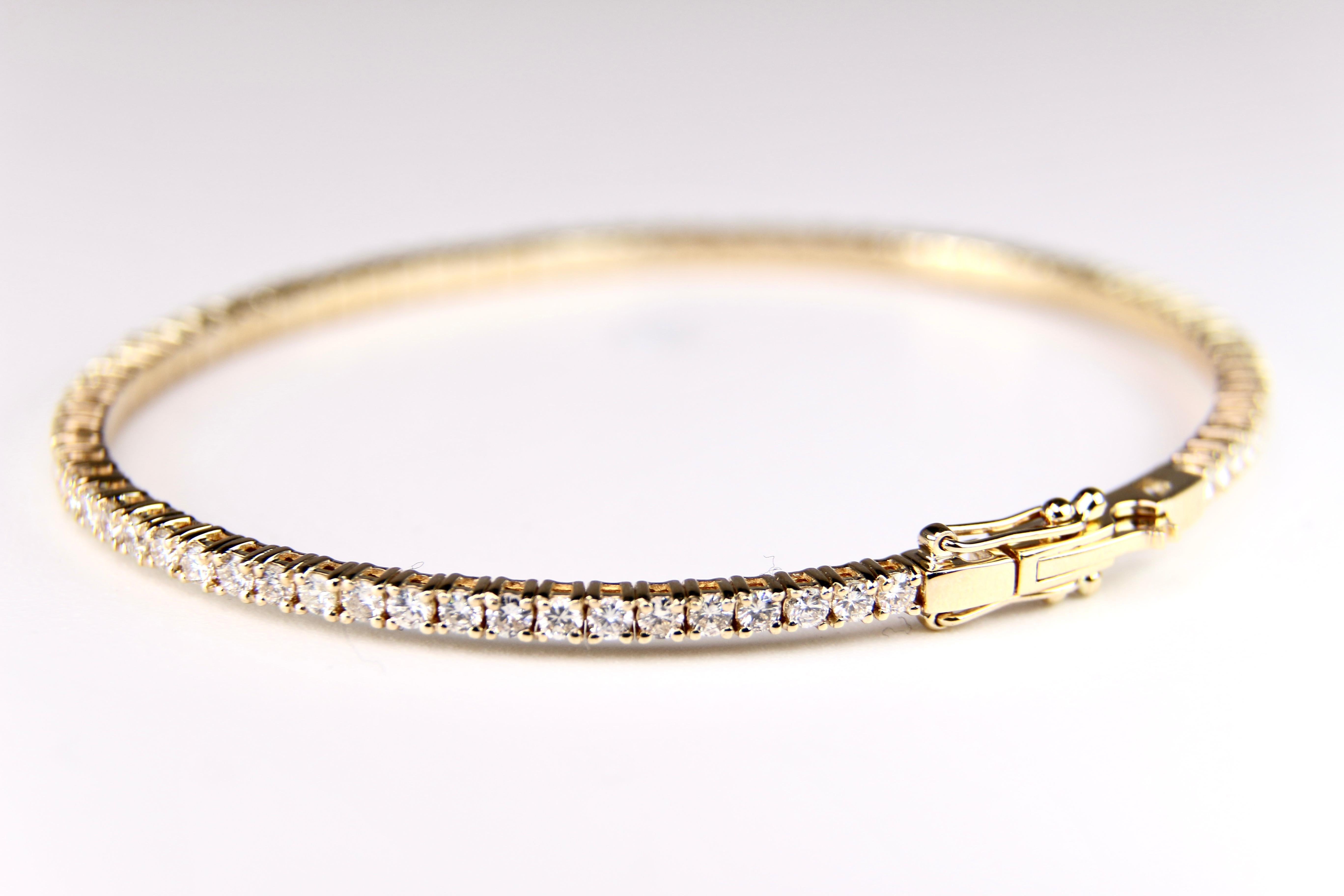 Round Cut Yellow Gold and Diamond Flexible Bangle Bracelet
