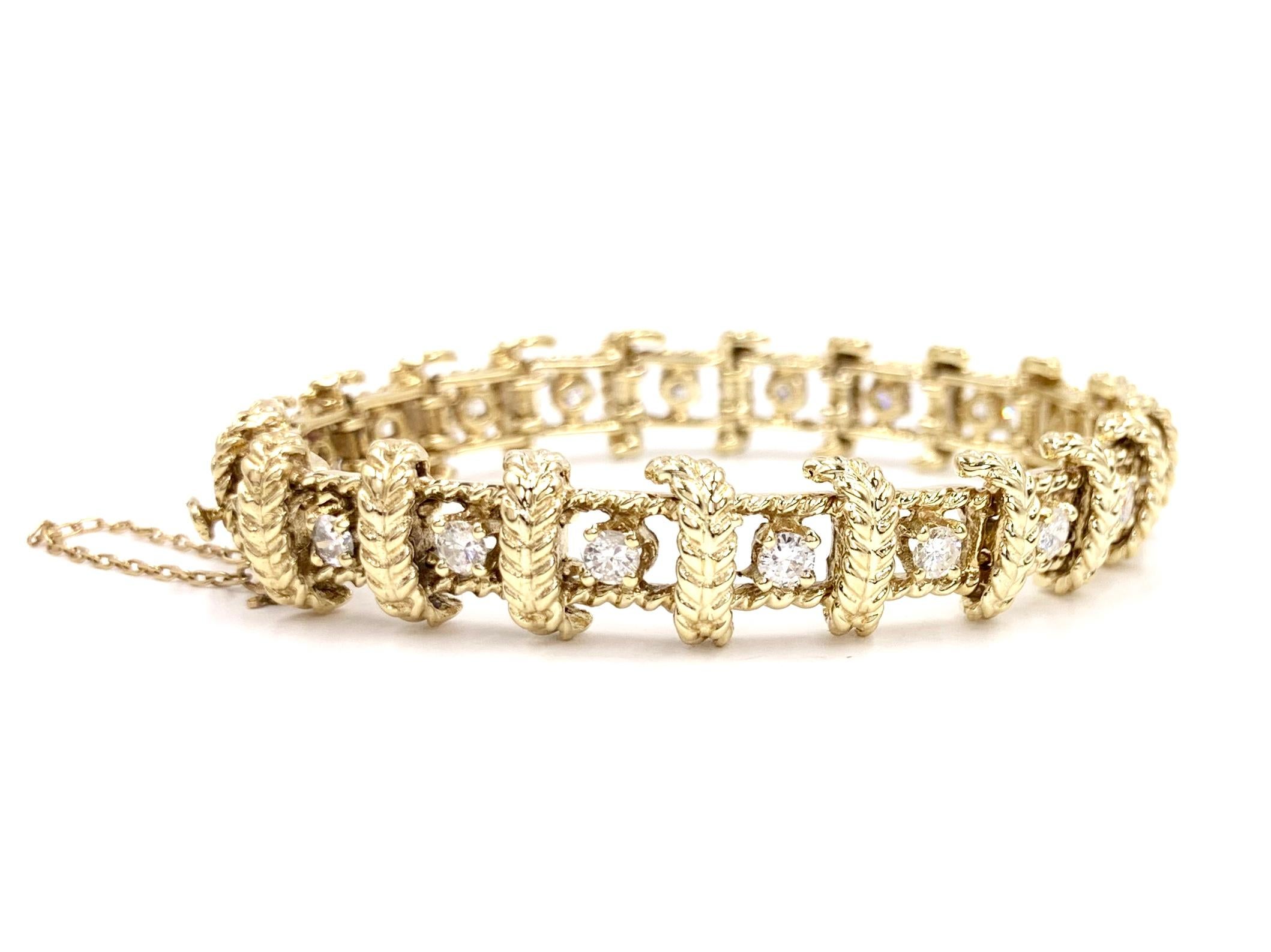 Yellow Gold and Diamond Vintage Leaf Motif Bracelet In Good Condition For Sale In Pikesville, MD