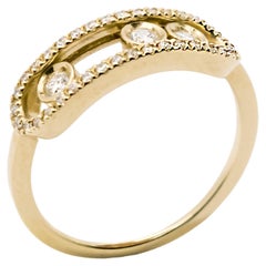 Yellow Gold and Diamonds Three-Stone Ring