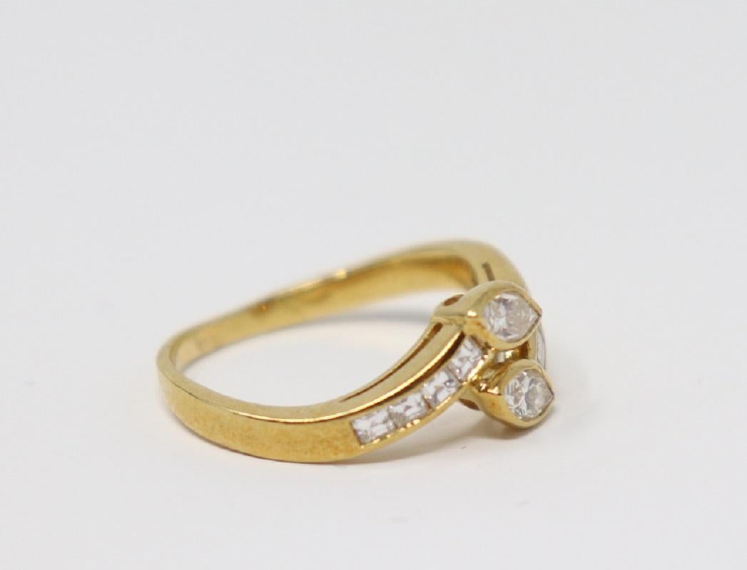 Yellow Gold and Diamonds Wedding or Engagement Ring In New Condition For Sale In Bosco Marengo, IT