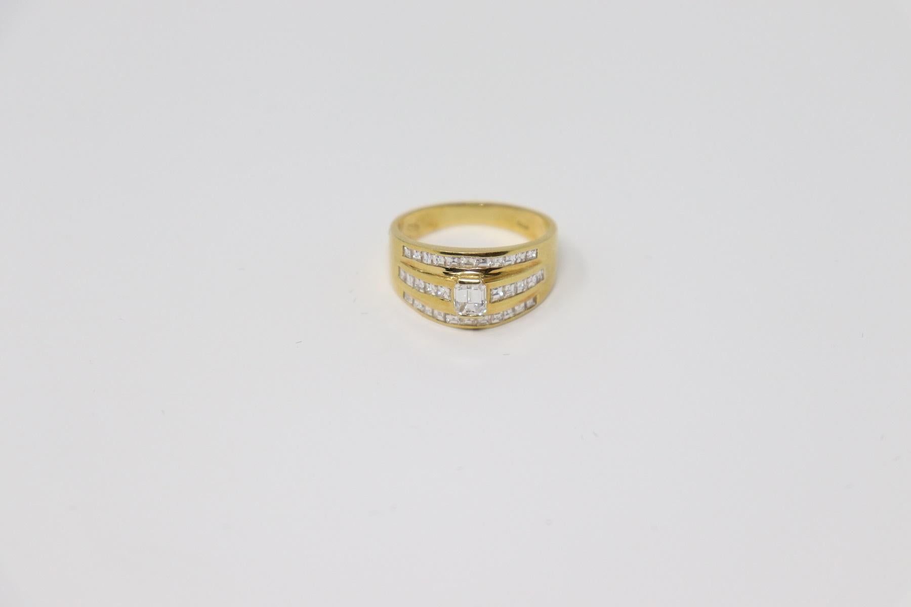 Yellow Gold and Diamonds Wedding or Engagement Ring For Sale 1