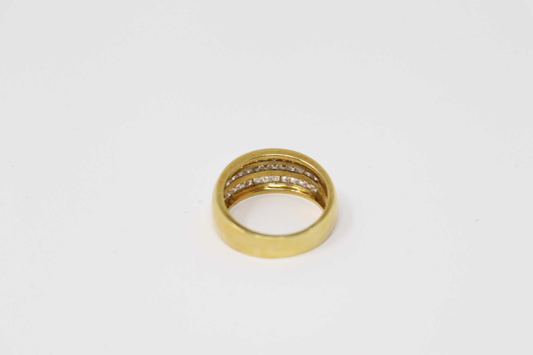 Yellow Gold and Diamonds Wedding or Engagement Ring For Sale 1