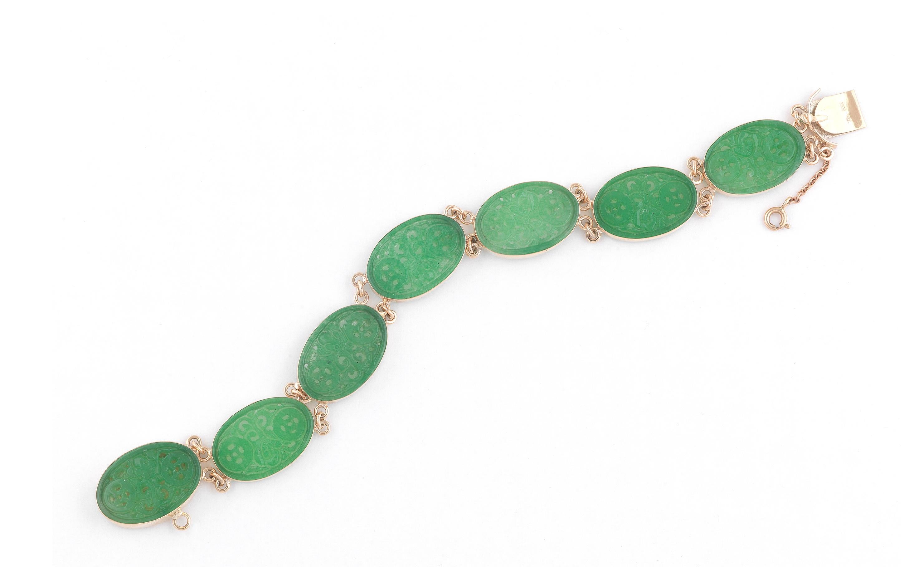 Contemporary Yellow Gold And Jade Bracelet