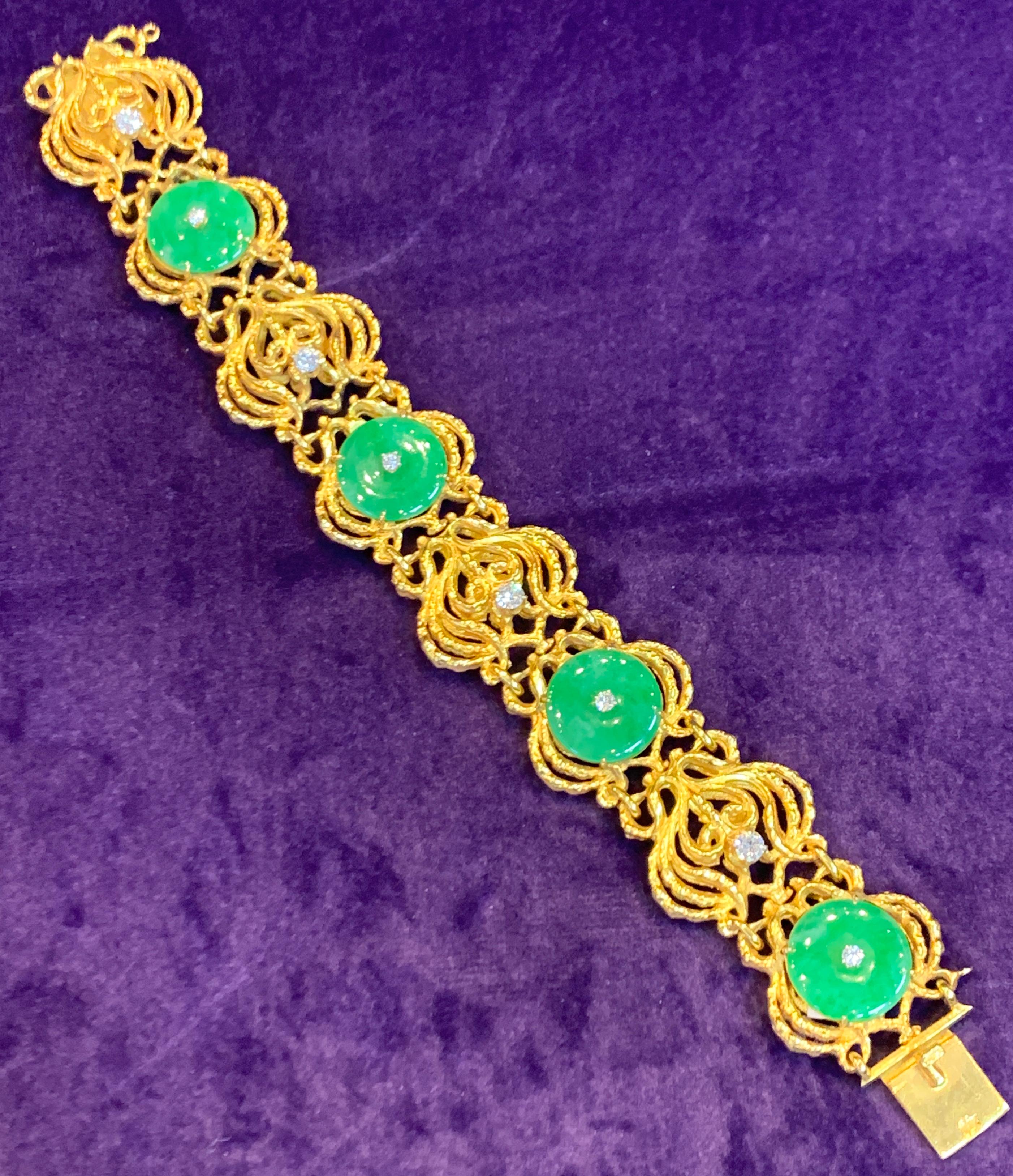 Yellow Gold Natural Jade and Diamond Link Bracelet
18K Yellow Gold
71.3 Grams 
Length: 7.5
