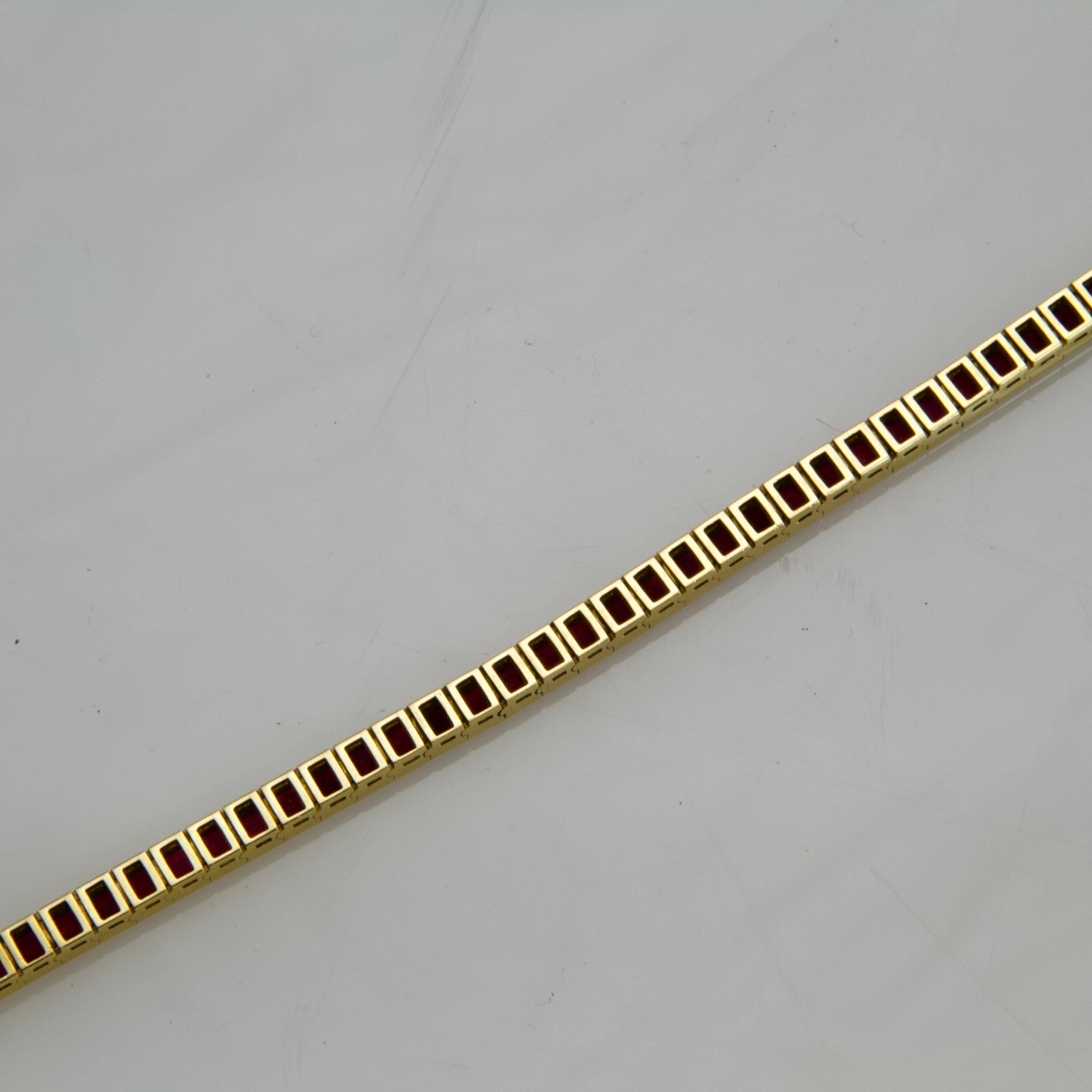 Women's or Men's Yellow Gold and Rubies Tennis Bracelet For Sale