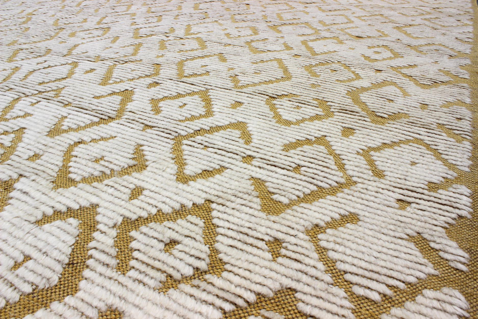 Indian Yellow Gold and White Ribbed Moroccan Design Large Rug for Modern Interiors For Sale