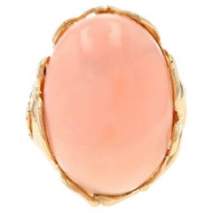 Anillo Solitario de Cóctel de Coral Piel de Ángel de Oro Amarillo - 14k Cabujón Oval Floral