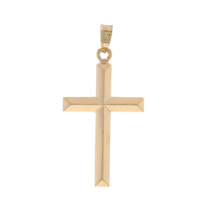 Metal Content: 14k Yellow Gold

Theme: Angled Cross, Faith
Features: Knife-Edge Detailing

Measurements

Tall (from stationary bail): 1 1/8