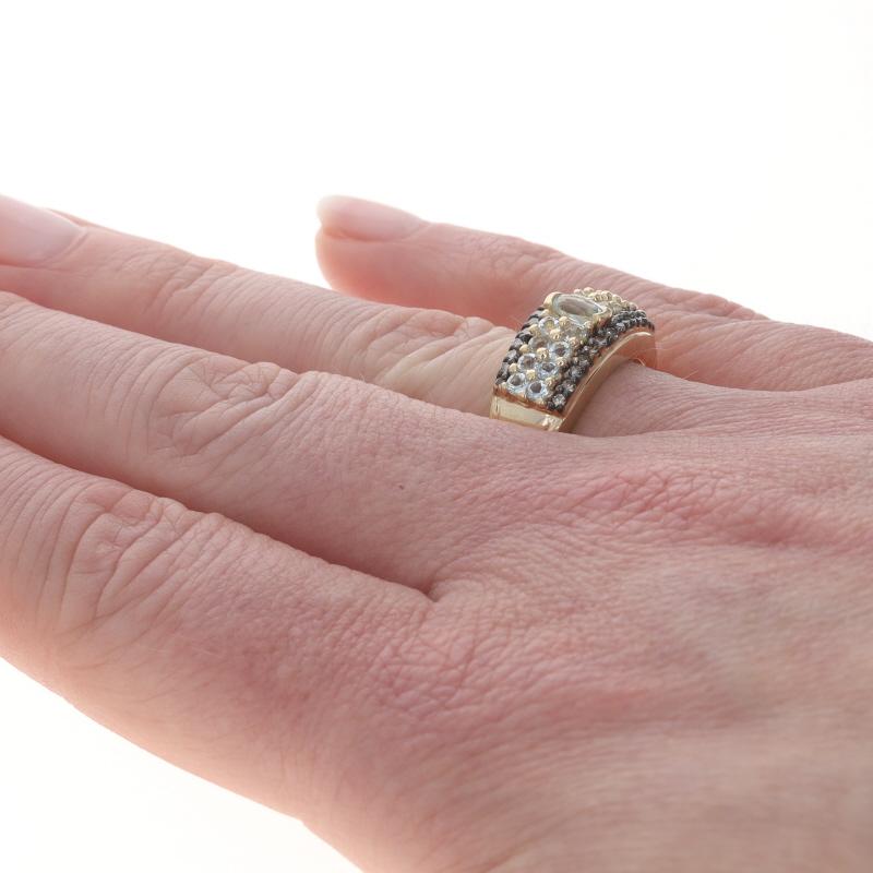 Donna Fascia a grappolo di diamanti in oro giallo - Anello ovale e rotondo da 0,96 ct. in 14 ct. in vendita