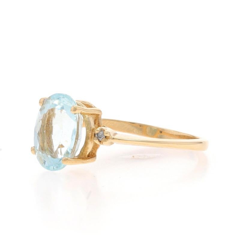 Bague aigue-marine diamantée ovale en or jaune 14 carats 2,28 carats Excellent état - En vente à Greensboro, NC
