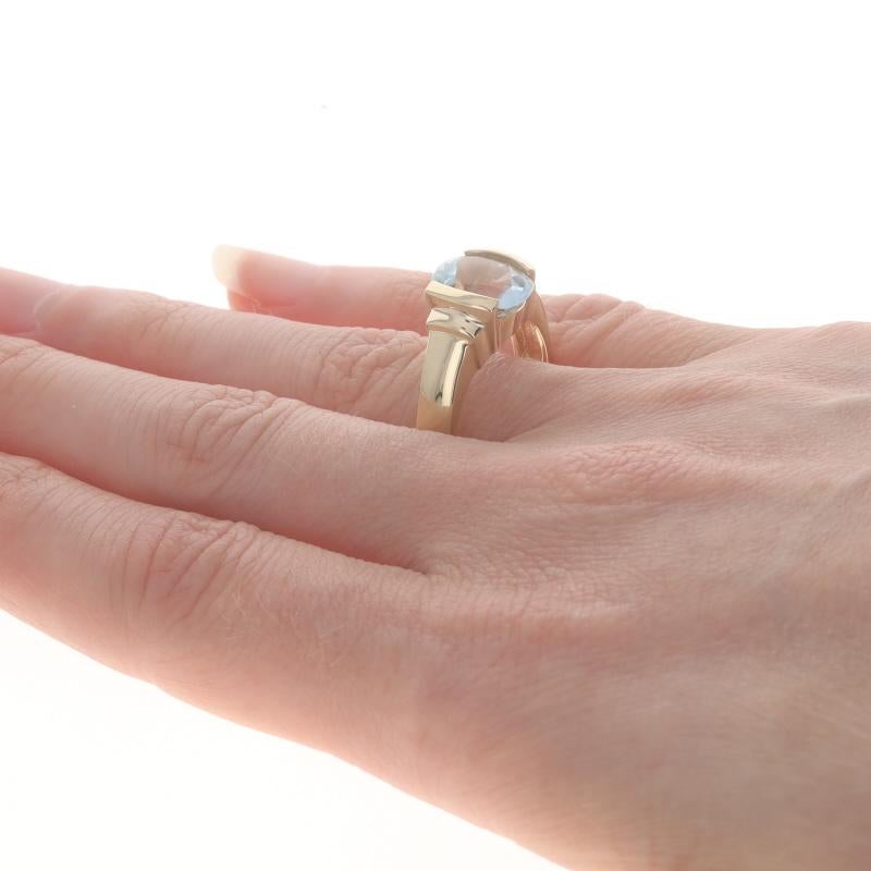 De las mujeres Anillo Solitario Aguamarina Oro Amarillo - 14k Buff Top Cushion 2.68ct en venta