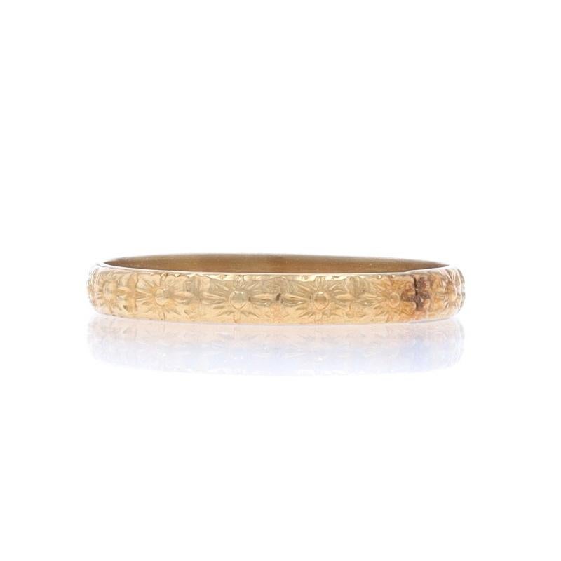 Anneau pour bébé en or jaune Art Deco Flower Blossom - 10k Ring SZ Baby Excellent état - En vente à Greensboro, NC