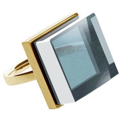Gelbgold-Ring im Art-Déco-Stil mit Chalcedon des Künstlers, vorgestellt in Vogue