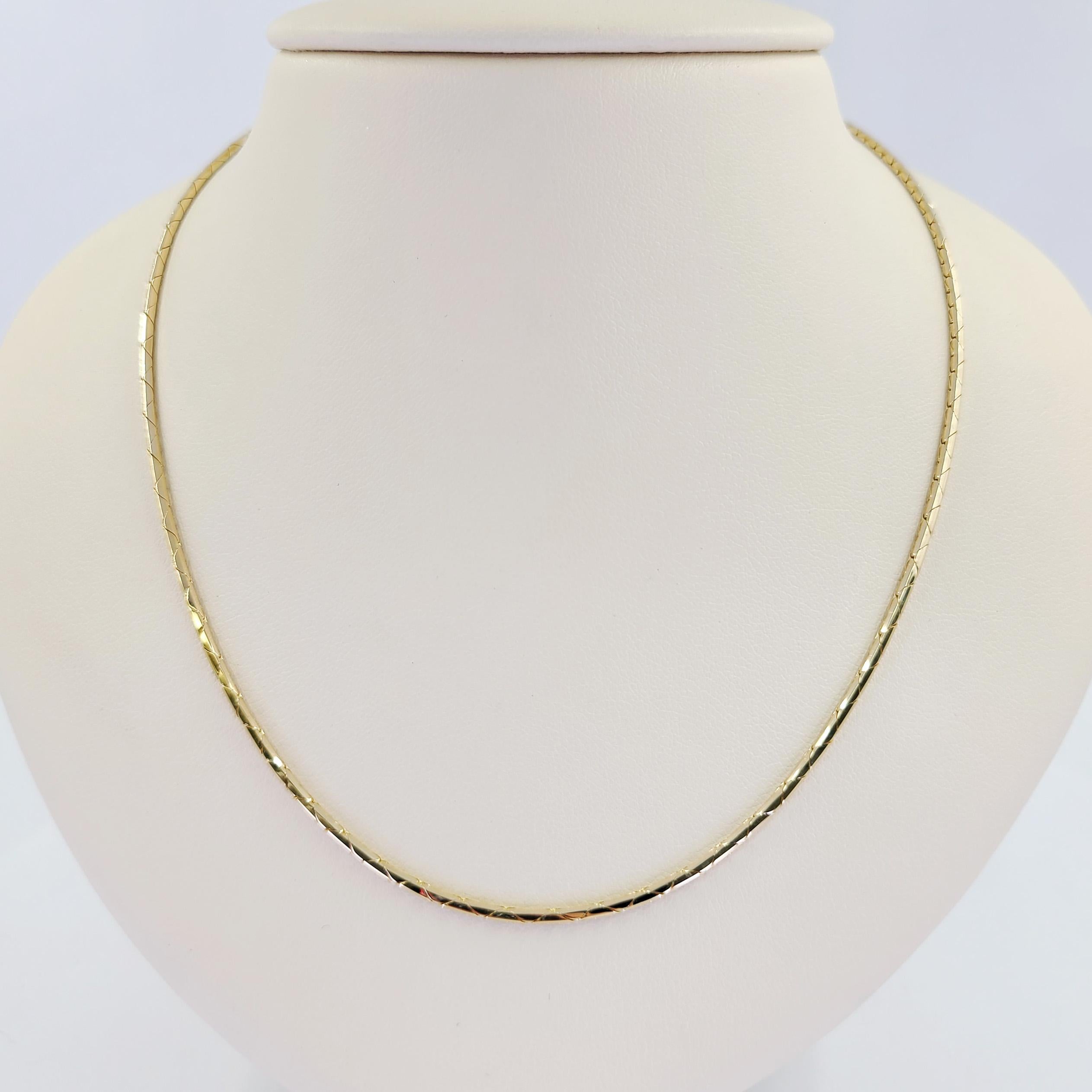 Women's Yellow Gold Articulated Chain For Sale