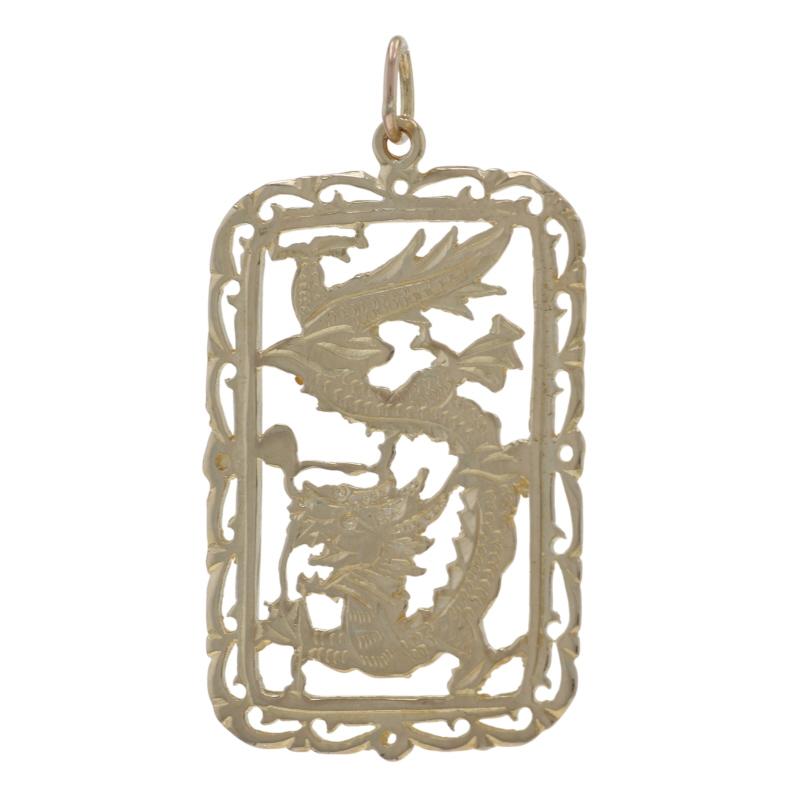 Contenu du métal : Or jaune 14k

Thème : Dragon asiatique, bonne fortune
Caractéristiques : Design/One

Mesures

Hauteur (à partir de l'attache fixe) : 1 3/16