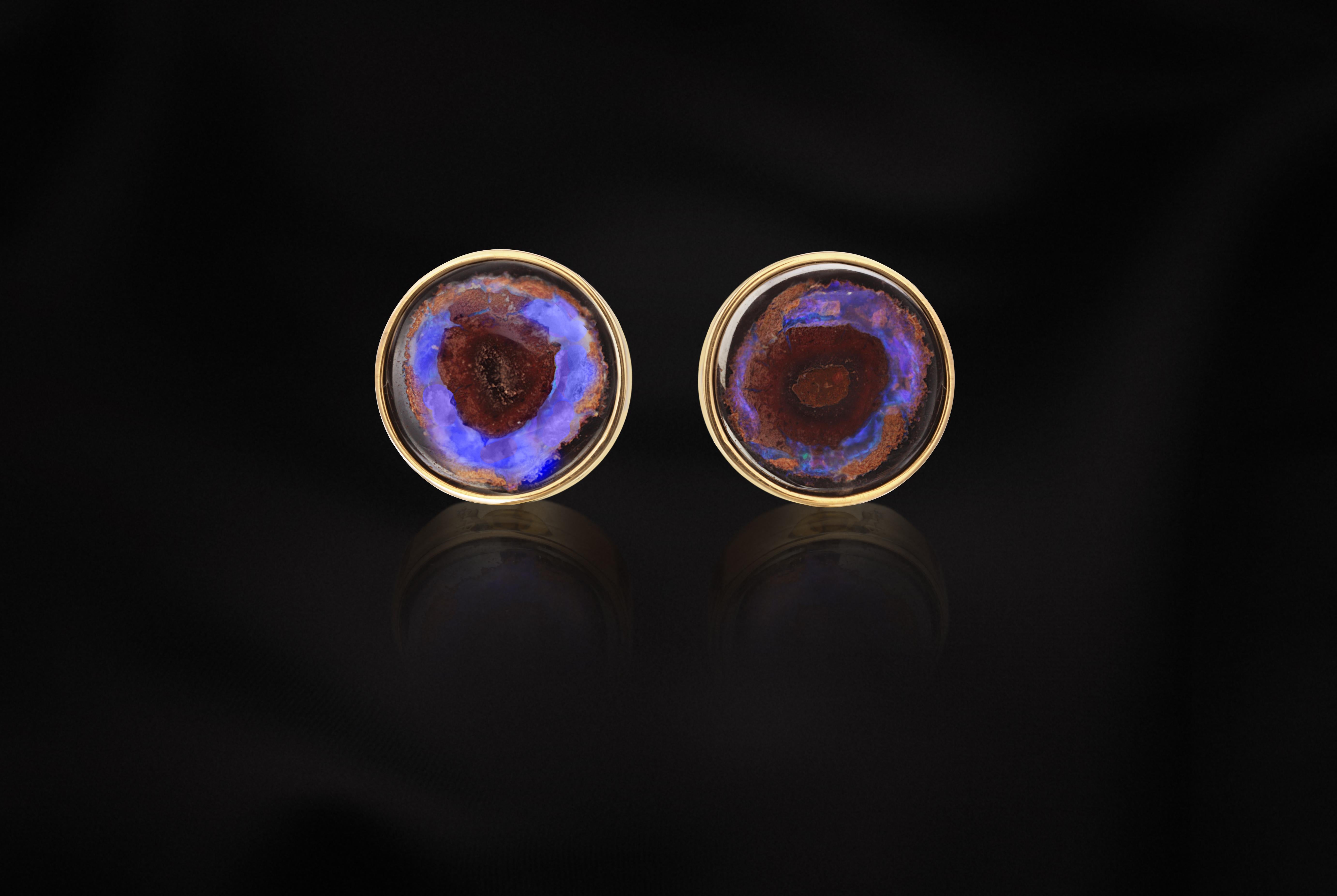 Yellow Gold Australian Boulder Opal Stud Earrings (Zeitgenössisch) im Angebot