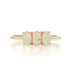 Bague trois pierres en or jaune avec opale australienne - 14k Cabochon ovale .54ctw