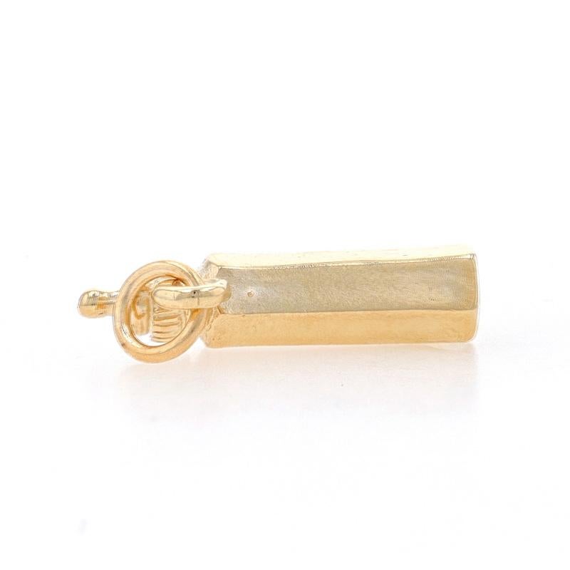 Yellow Gold Baby Bottle Charm - 14k Infant Feeding Mom's Keepsake In Excellent Condition For Sale In Greensboro, NC