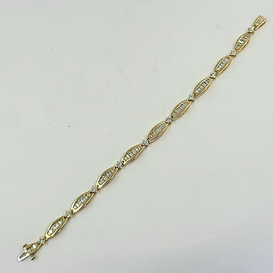 Baguette Cut Yellow Gold Baguette Diamond Link Bracelet For Sale
