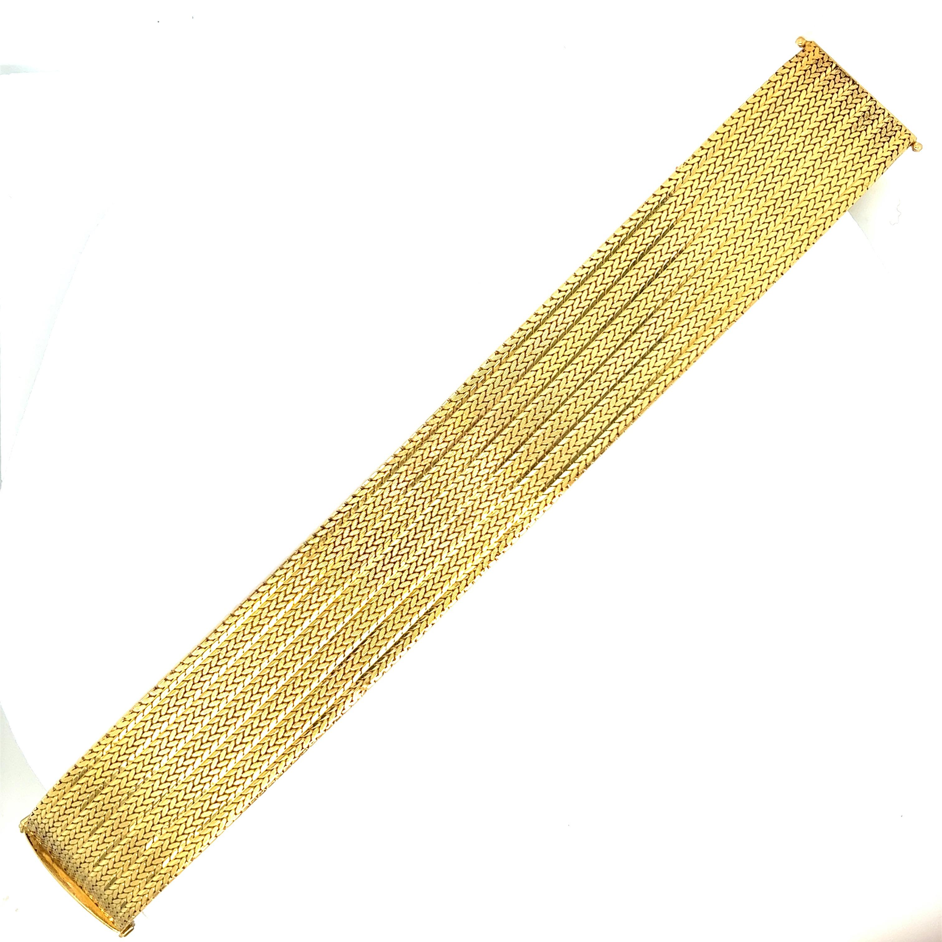 Yellow Gold Band Braided Bracelet In Excellent Condition For Sale In New York, NY