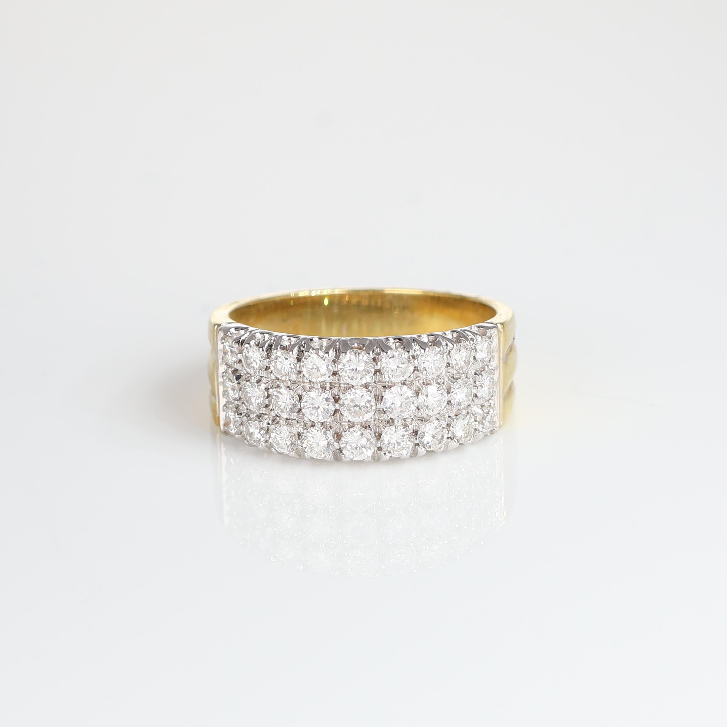 IMPORTANT NOTE:
✔ No additional costs will be added to this order.
✔ Shipping and customs duties are fully covered by us.
--------------------
This refined 18kt yellow gold band ring features a stunning 18kt white gold pavé centerpiece, adorned with