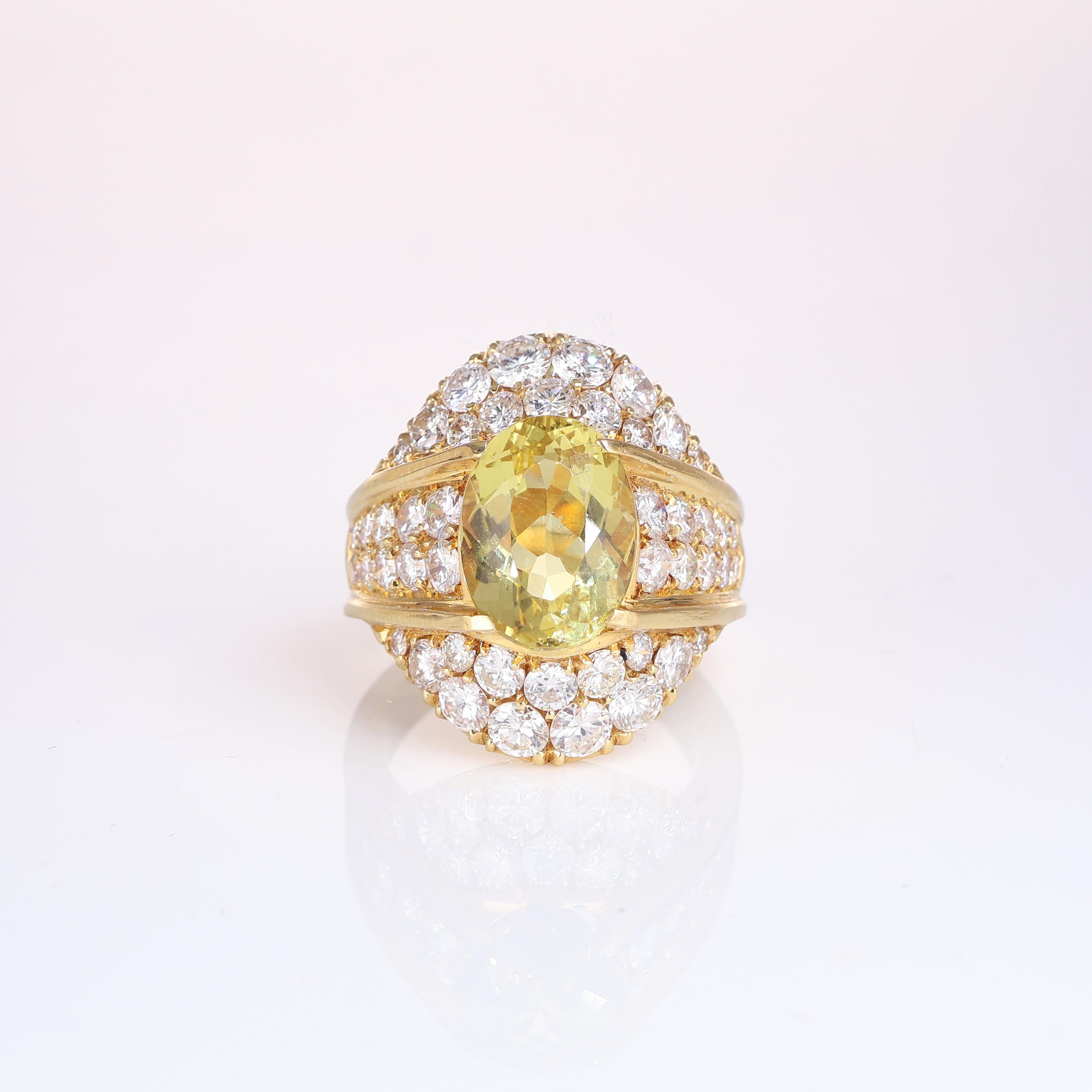 IMPORTANT NOTE:
✔ No additional costs will be added to this order.
✔ Shipping and customs duties are fully covered by us.
--------------------
A luxurious 18K yellow gold band ring featuring a radiant 3.97-carat Heliodor gemstone as its centerpiece,