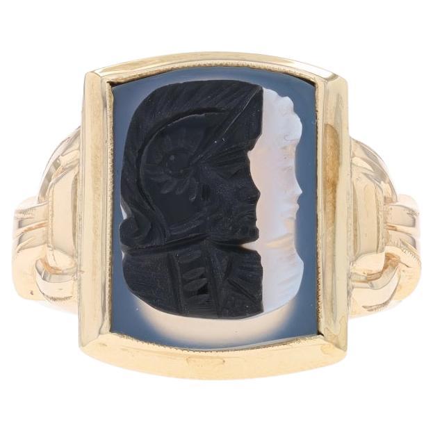 Yellow Gold Banded Agate Vintage Men's Ring - 10k Carved Cameo Ancient Warrior For Sale