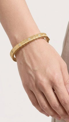 Yellow Gold Bangle With Diamond In 14K