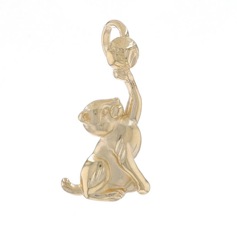 Brand: Michael Anthony

Metal Content: 14k Yellow Gold

Theme: Baseball Cat, Pet Feline
Features: Etched Detailing

Measurements

Tall (from stationary bail): 27/32