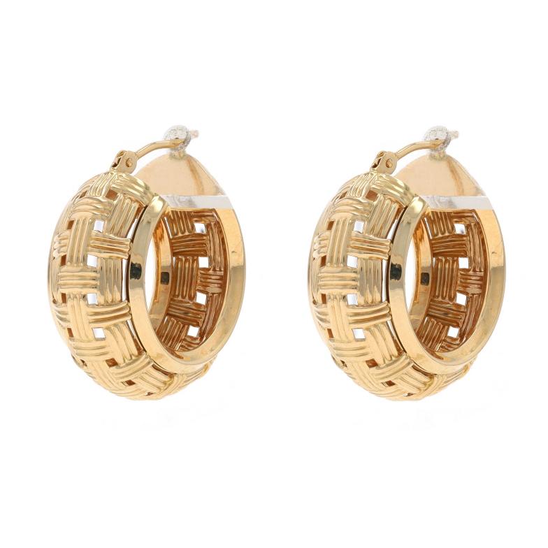 Metal Content: 14k Yellow Gold

Style: Hoop
Fastening Type: Snap Closures
Theme: Basket Weave, Wide

Measurements

Tall: 7/8