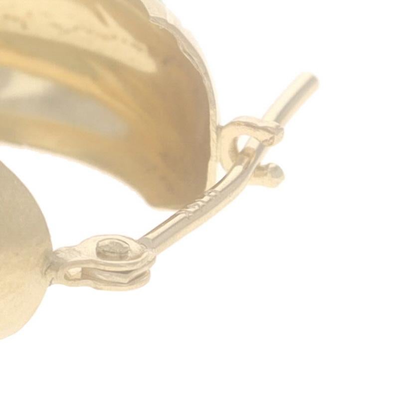 Orecchini a cerchio J Gold con trama a cestino 14k con traforo in vendita 2