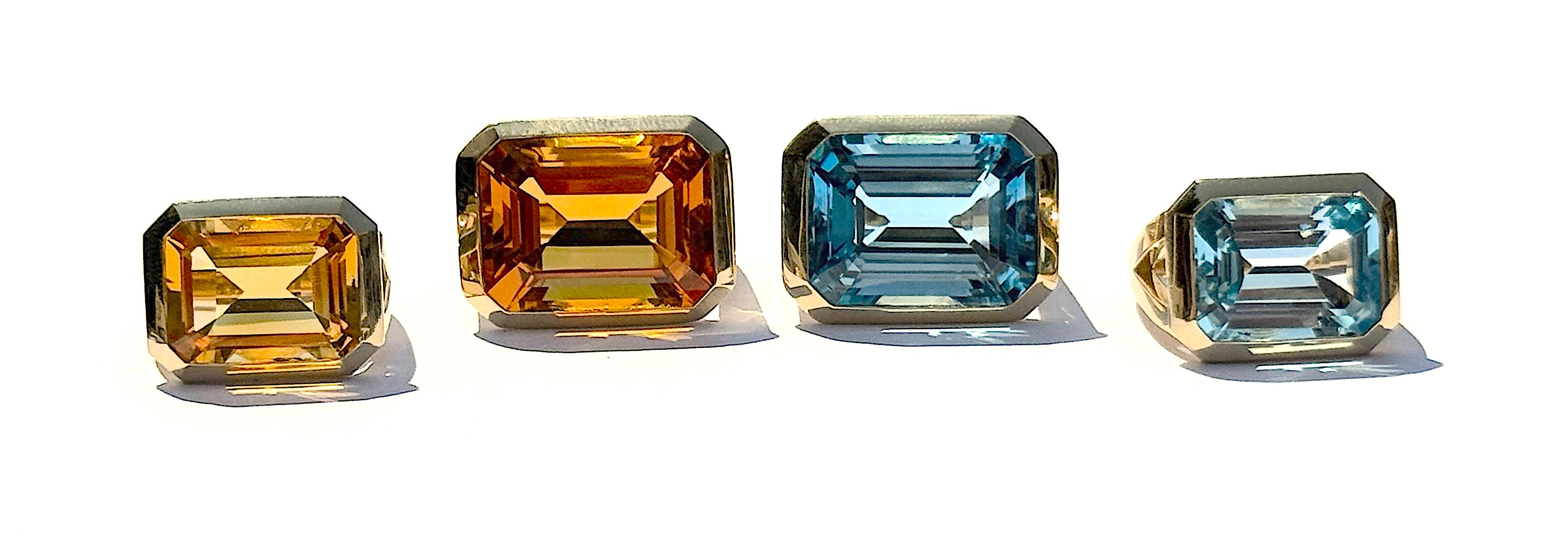 Ring aus Gelbgold mit Lünettenfassung, Iolith und grünem Granat umgeben im Angebot 10
