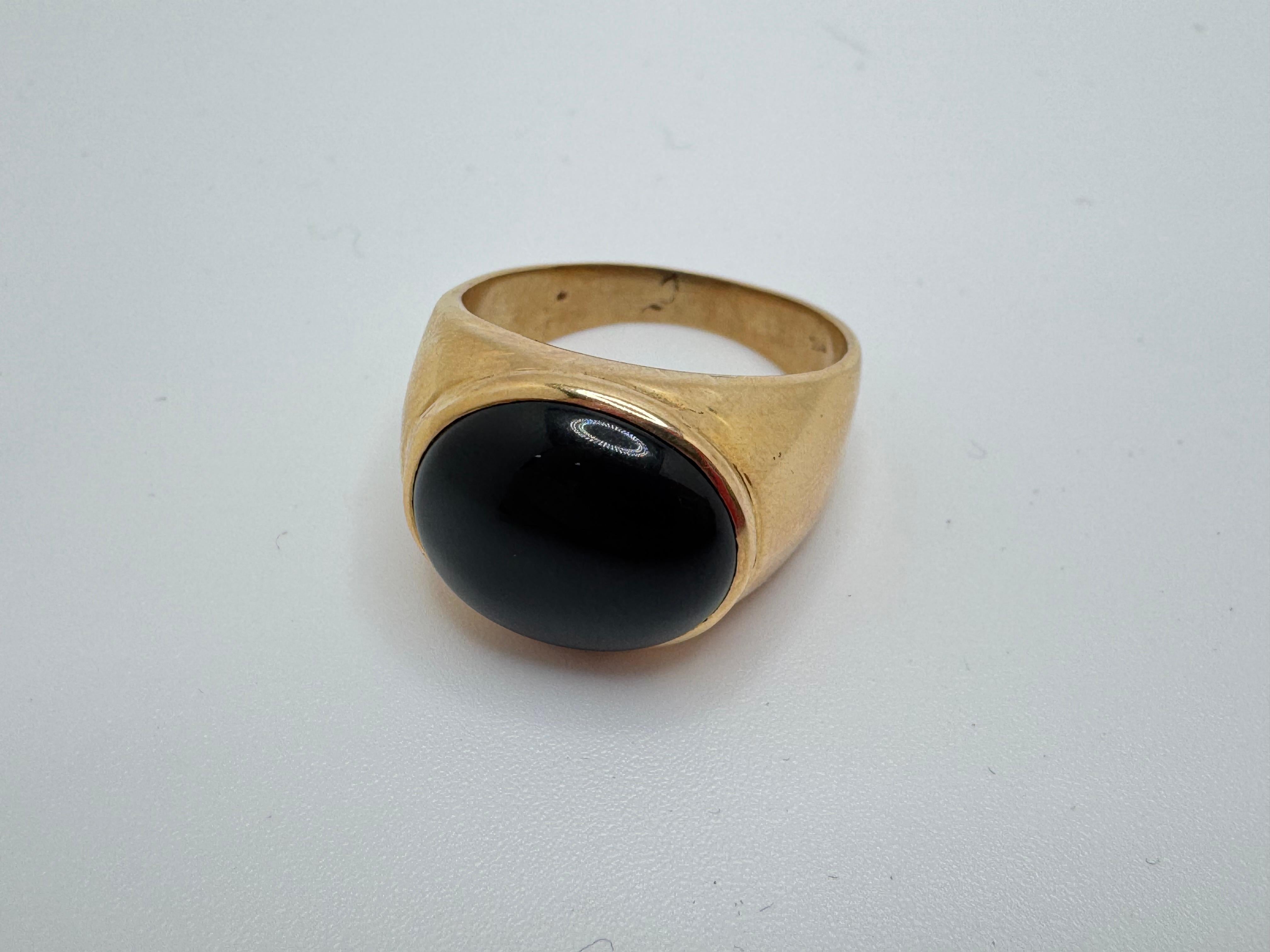 Gelbgold Schwarzer Onyx-Cabochon-Ring im Angebot 4