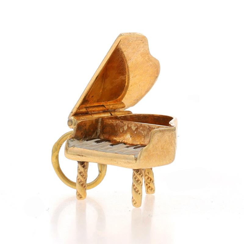 Yellow Gold Black & White Enamel Grand Piano Charm - 14k Music Instrument Moves In Excellent Condition In Greensboro, NC