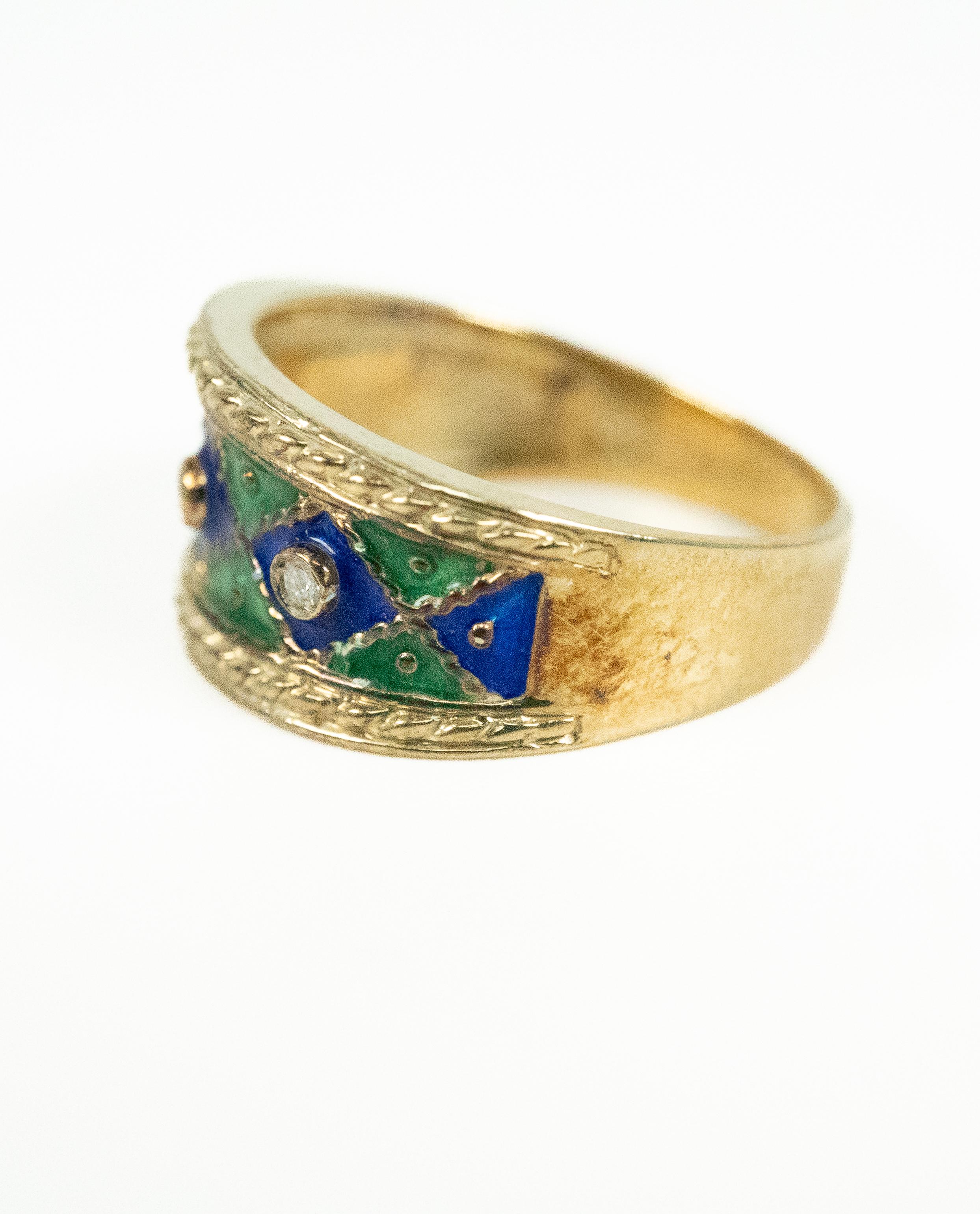 Round Cut Yellow Gold Blue and Green Enamel Diamond Ring For Sale