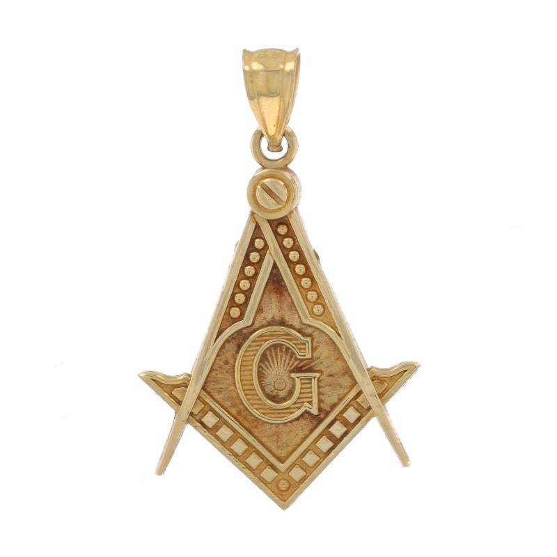 Yellow Gold Blue Lodge Men's Master Mason Pendant - 10k Masonic Square & Compass