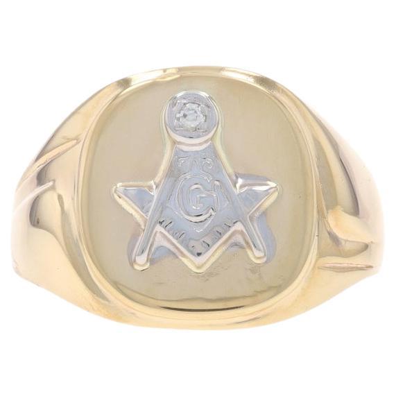 Yellow Gold Blue Lodge Men's Master Mason Ring - 10k Diamond Single Cut Masonic For Sale