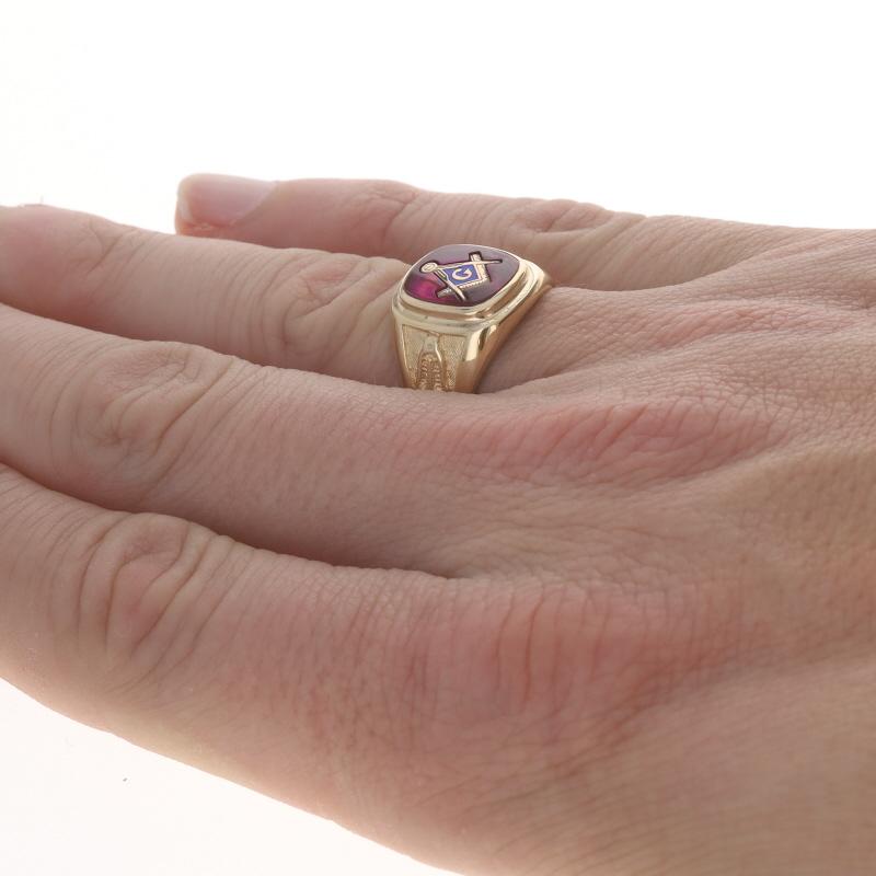 Blauer Lodge Herren Master Mason-Ring aus Gelbgold - 10k Lab-Created Rubin Masonic 2