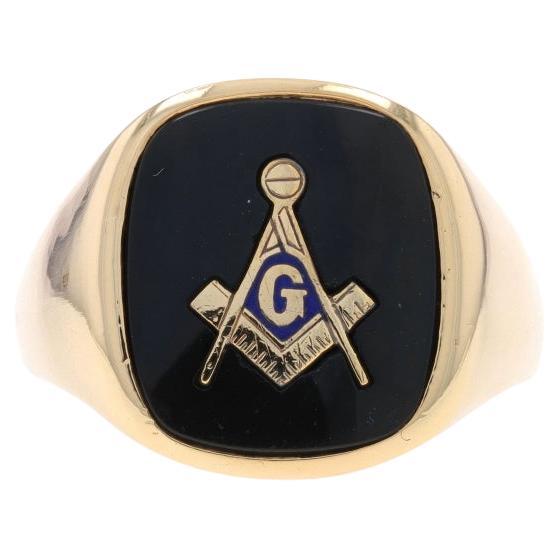 Yellow Gold Blue Lodge Men's Master Mason Ring - 14k Onyx & Enamel Masonic For Sale