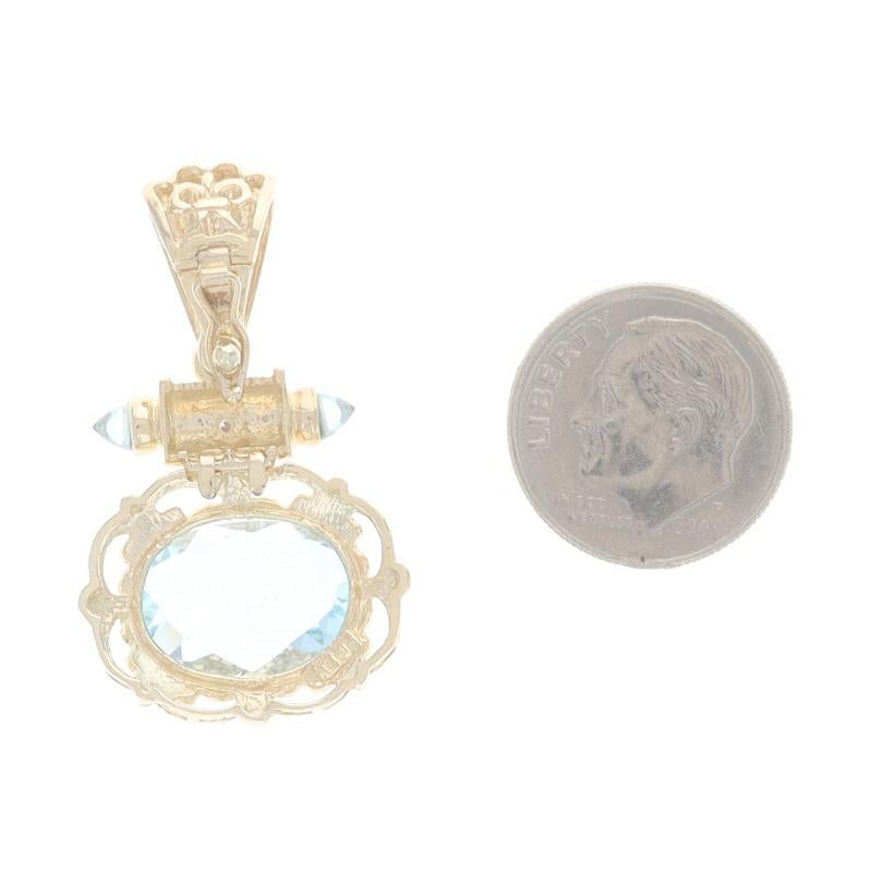 Pendentif en or jaune Topaze bleue et diamant 14k damier ovale 9.15ctw Excellent état - En vente à Greensboro, NC