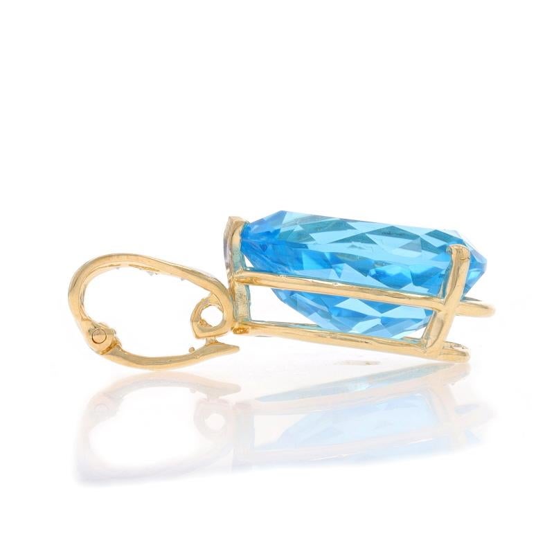 Taille poire Pendentif en or jaune avec topaze bleue et diamants - Poire de 14 carats 9,40 carats en vente