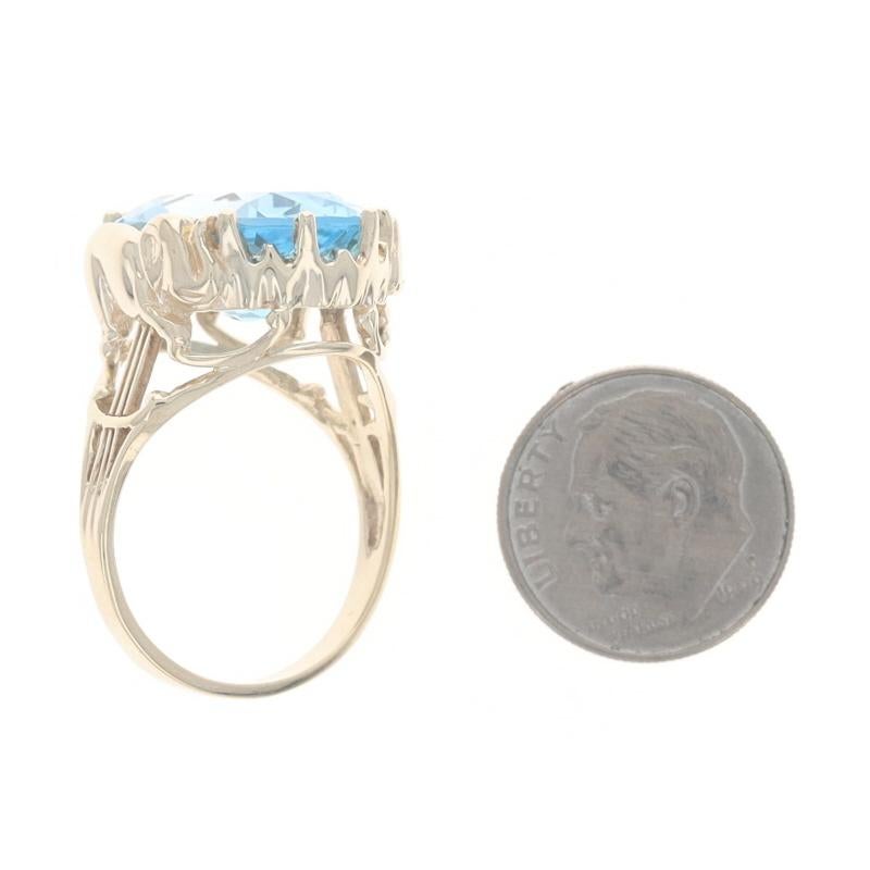 Yellow Gold Blue Topaz Elephant Cocktail Solitaire Ring - 10k Oval 12.40ct For Sale 1