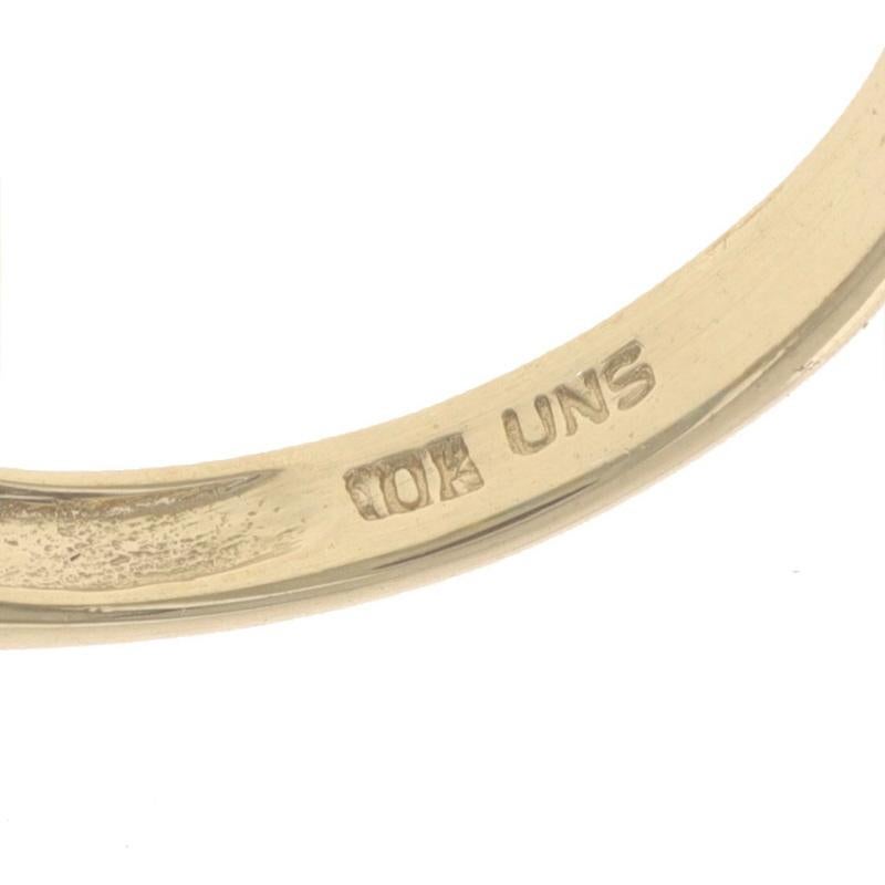 Anello a cinque pietre in oro giallo con topazio blu - 10k Marquise 6.00ctw in vendita 2