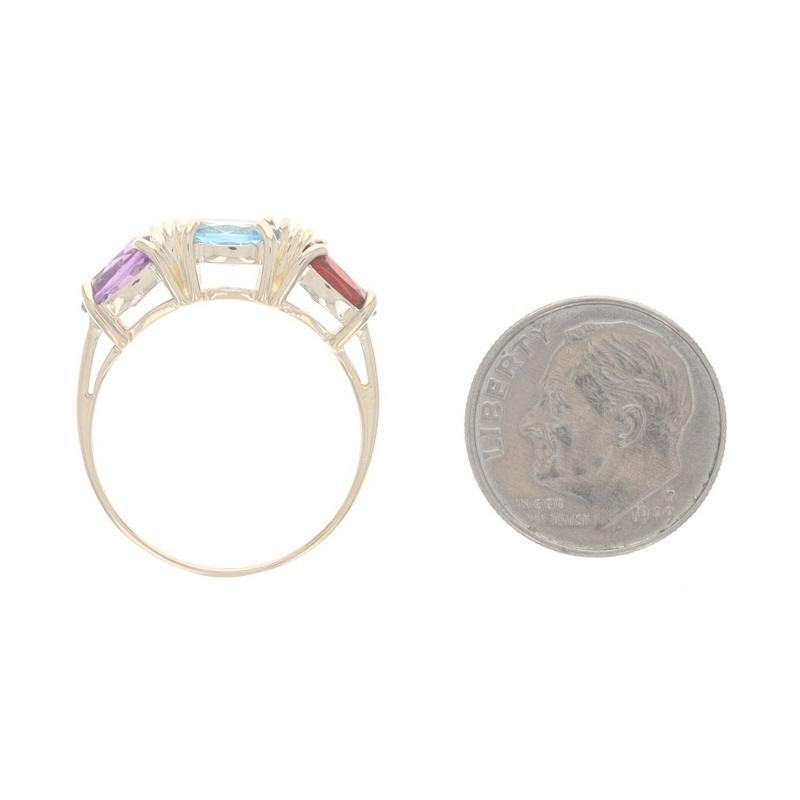 Bague trois pierres en or jaune avec topaze bleue, grenat et améthyste - 10k Oval 2.95ctw en vente 1