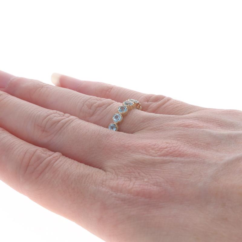  Anneau en or jaune à sept pierres en topaze bleue - 14k Round .70ctw Quatrefoil Ring Pour femmes 